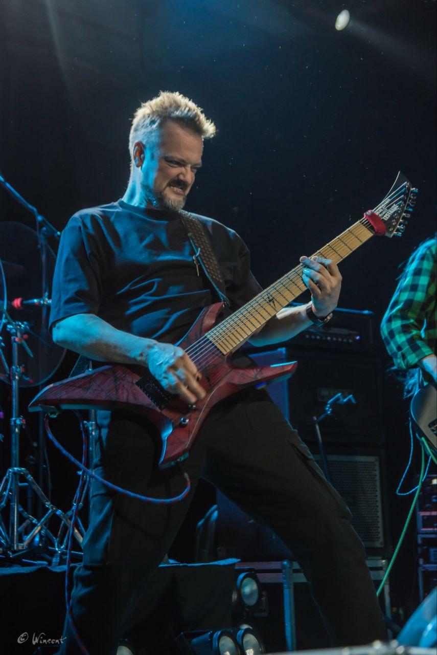 Фото Это аншлаг! Александр Пушной собрал полный зал на двухчасовом концерте в Новосибирске  — ФОТОРЕПОРТАЖ 13